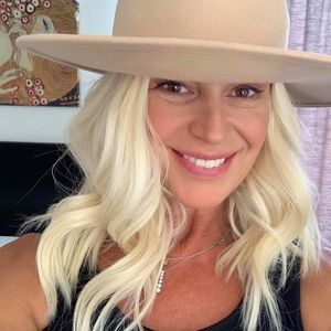 Meet your Posher, Paula